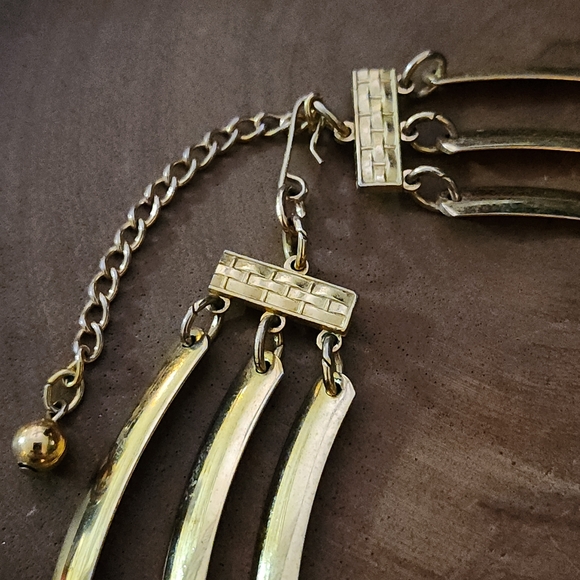 Signed Napier Gold Toned Choker Collar Necklace Egyptian Inspired - Picture 7 of 12